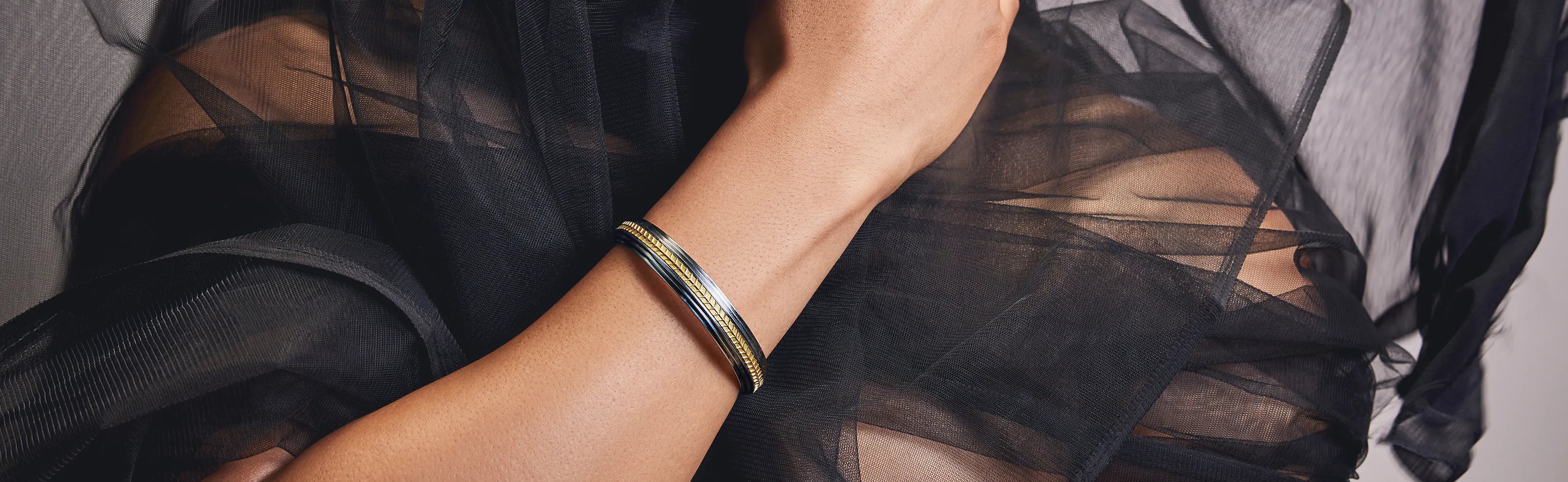 Why the Kada Bracelet Remains a Must-Have in Modern Jewellery