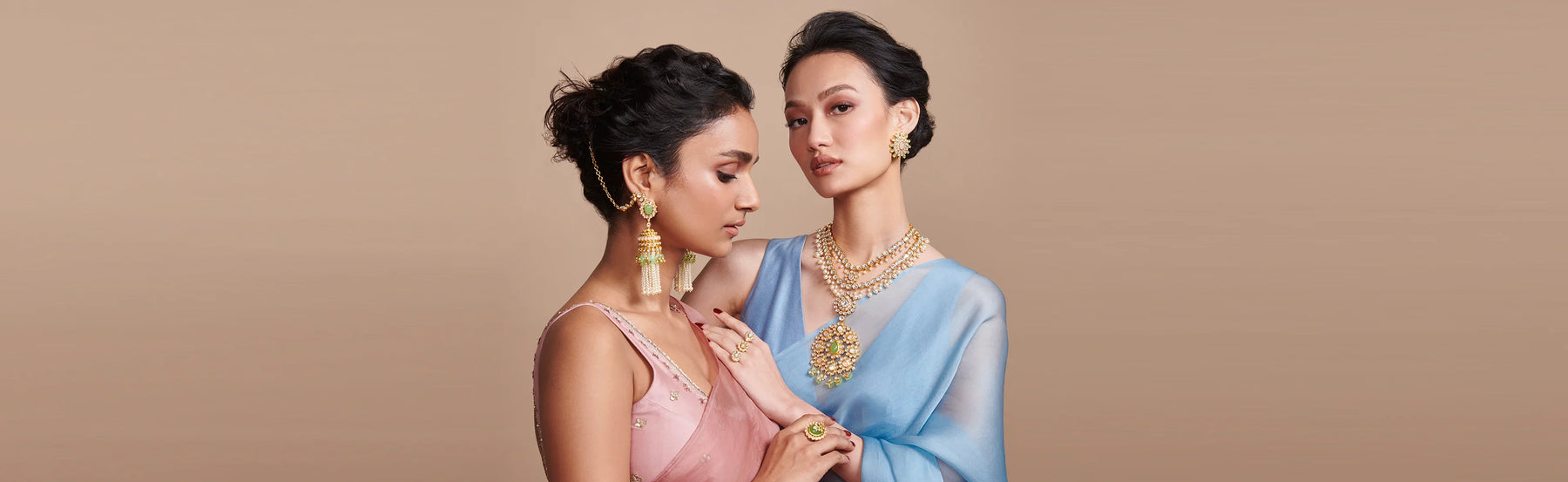 How to Match Your Rental Jewelry with Your Bridal Outfit Like a Pro