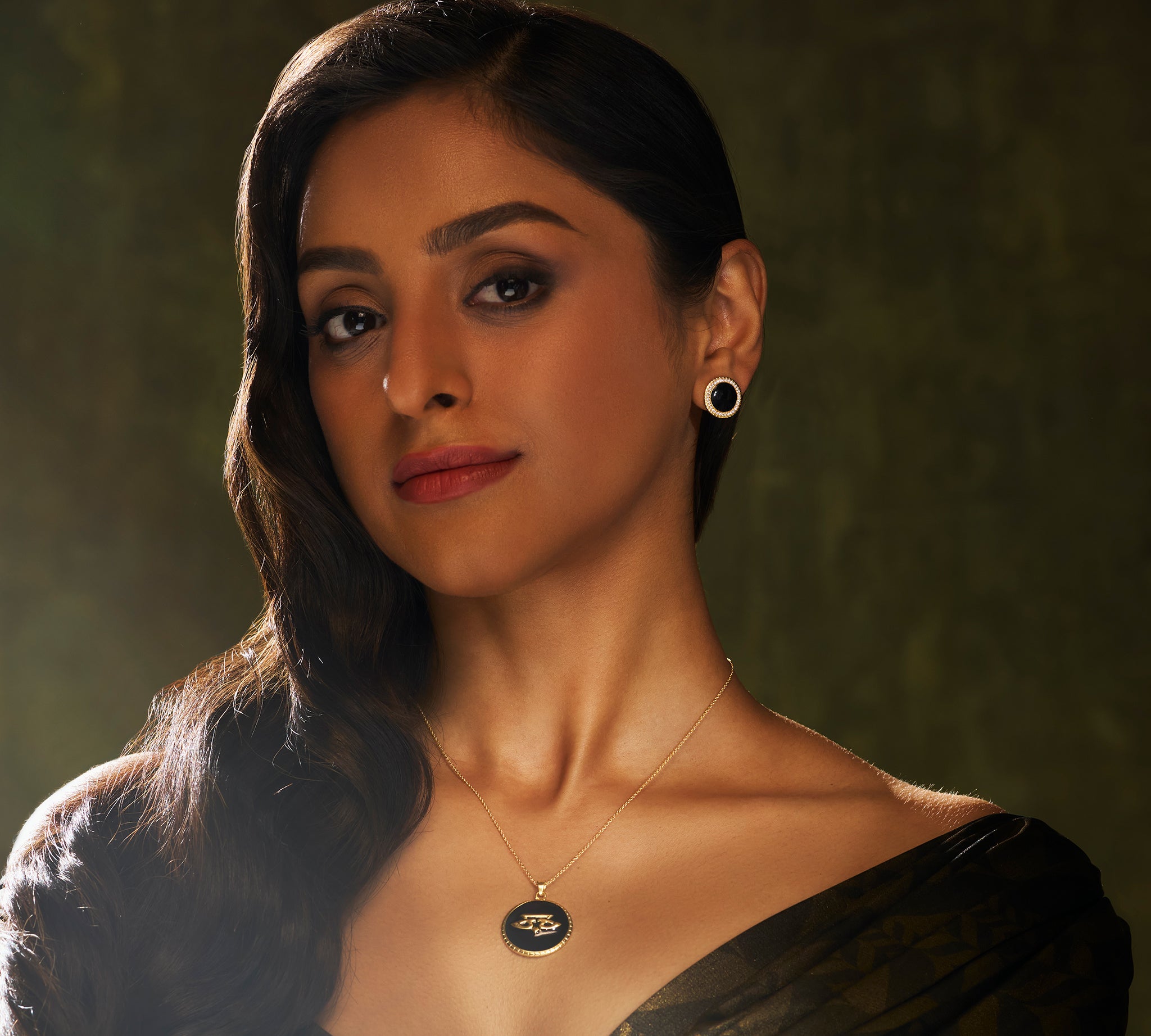 Chevron Pendant & Studs