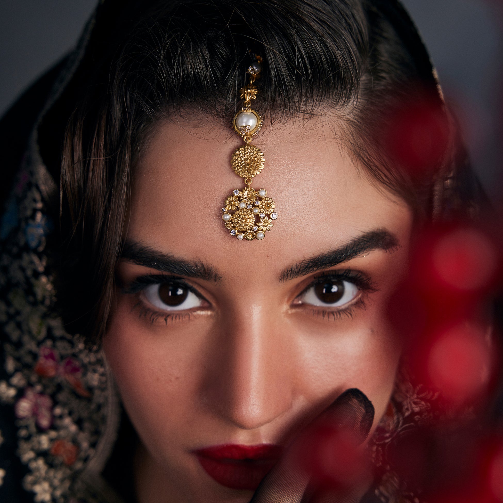 Opaline Head Jewel by Ekaya Banaras thumbnail 2