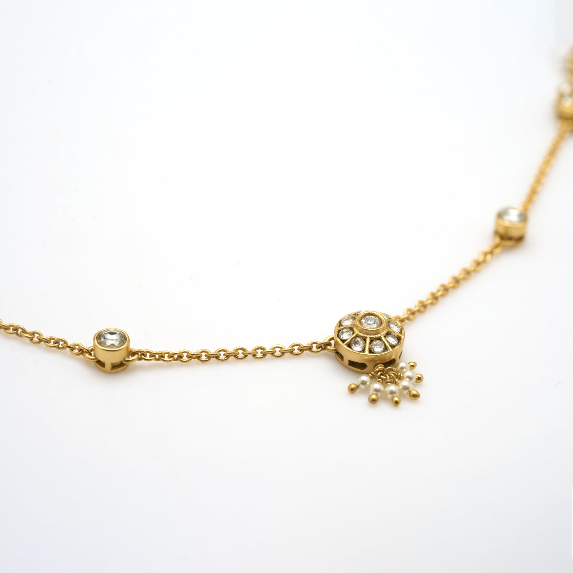 Pakeezah Dainty Kundan Necklace by Suneet Varma thumbnail 3