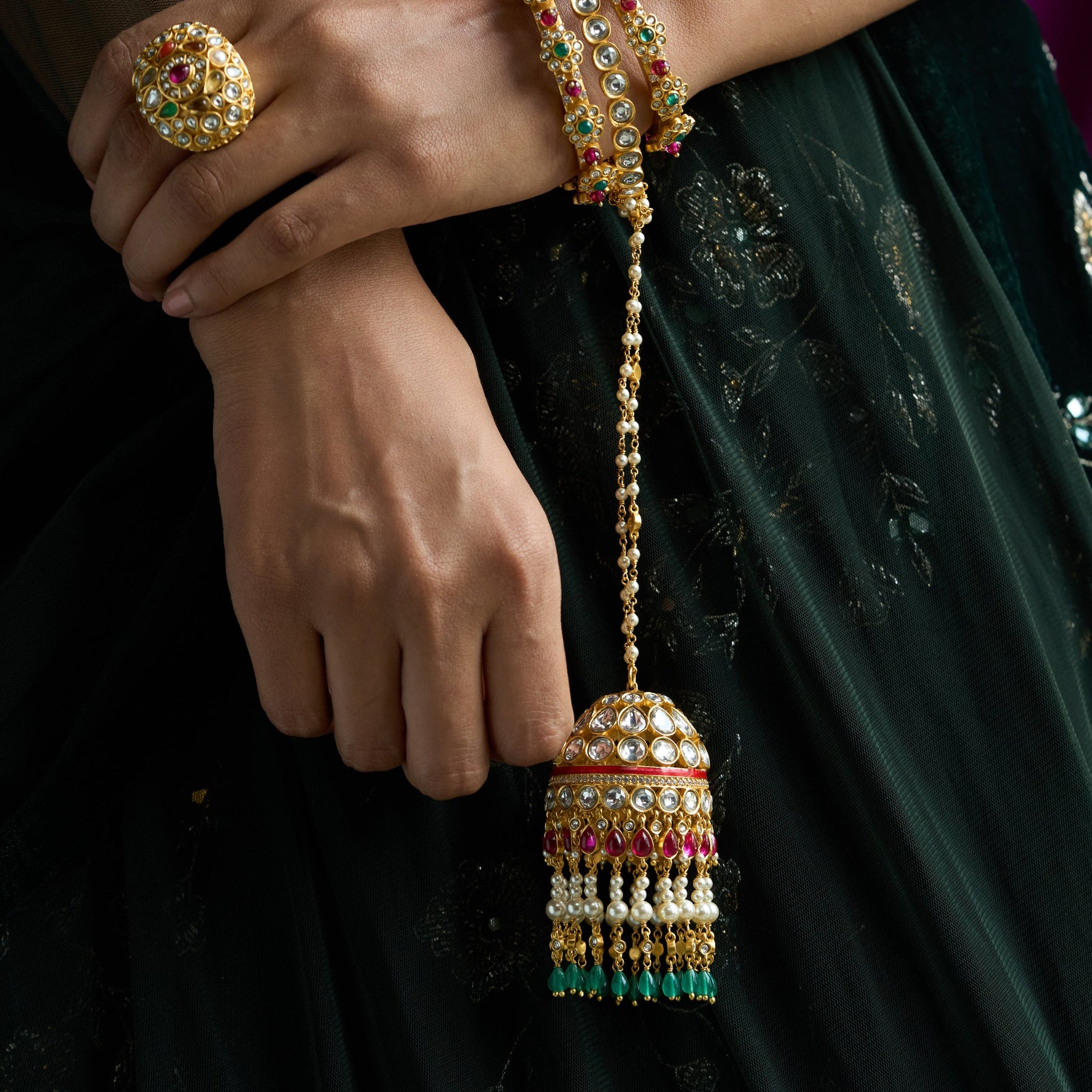 Dorri Hand Jewel by Suneet Varma